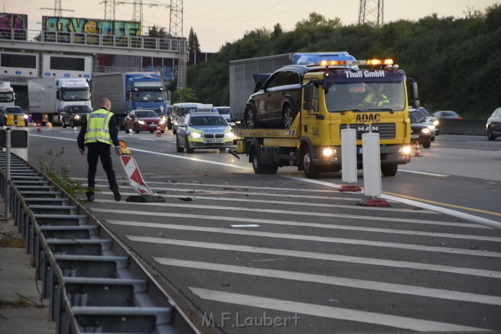 VU mehrere PKW A 3 Rich Oberhausen Hoehe AK Koeln Ost P292.JPG - Miklos Laubert